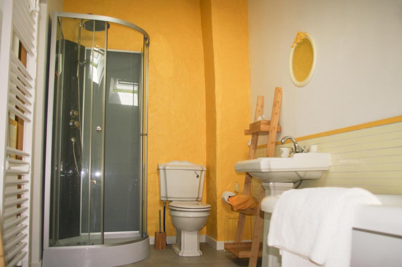 Entre Pierre Et Bois Apartman Saint-Savinien Kültér fotó
